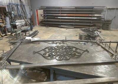 Custom Gate